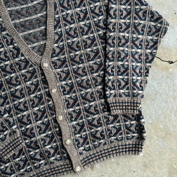 Vintage Y2K abstract pattern cardigan knit sweater - Picture 3 of 5